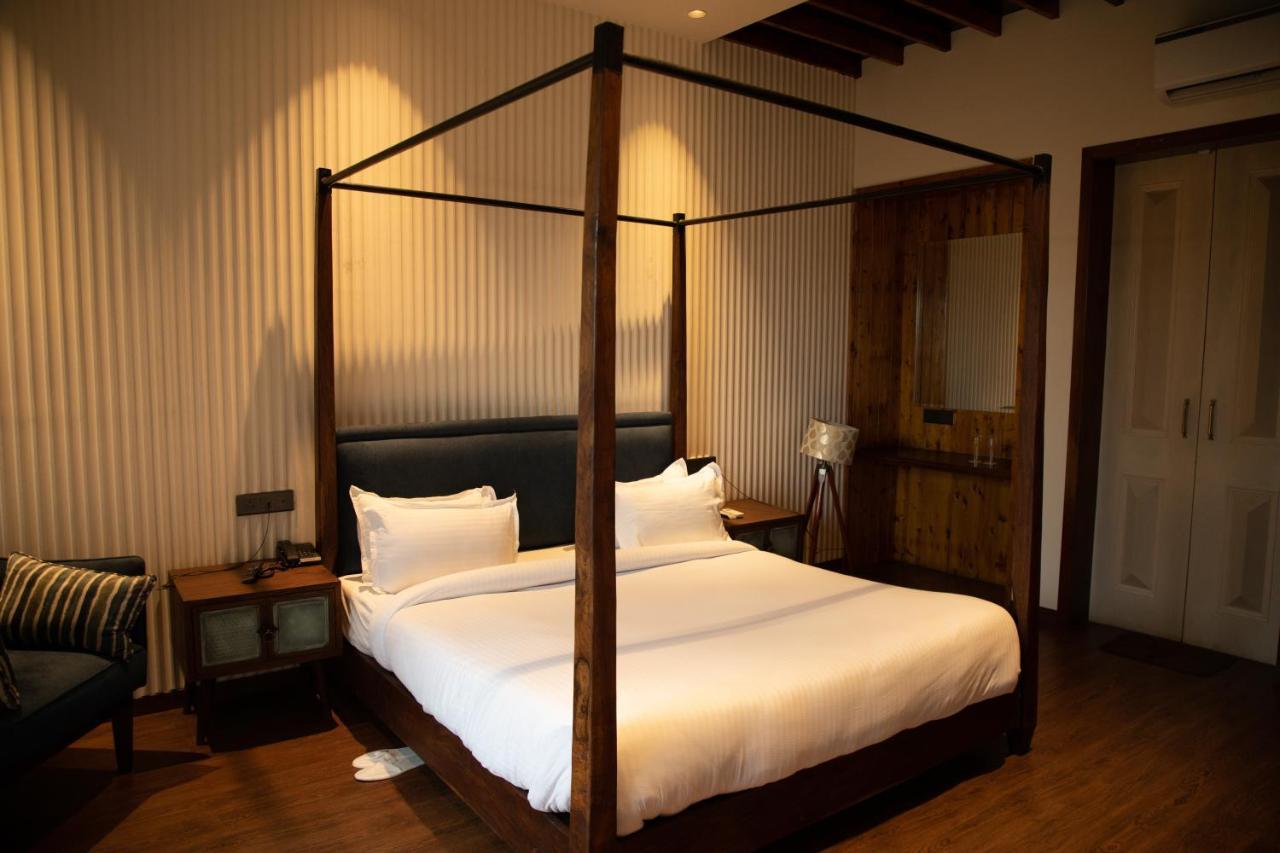 Palm Hotel Amritsar