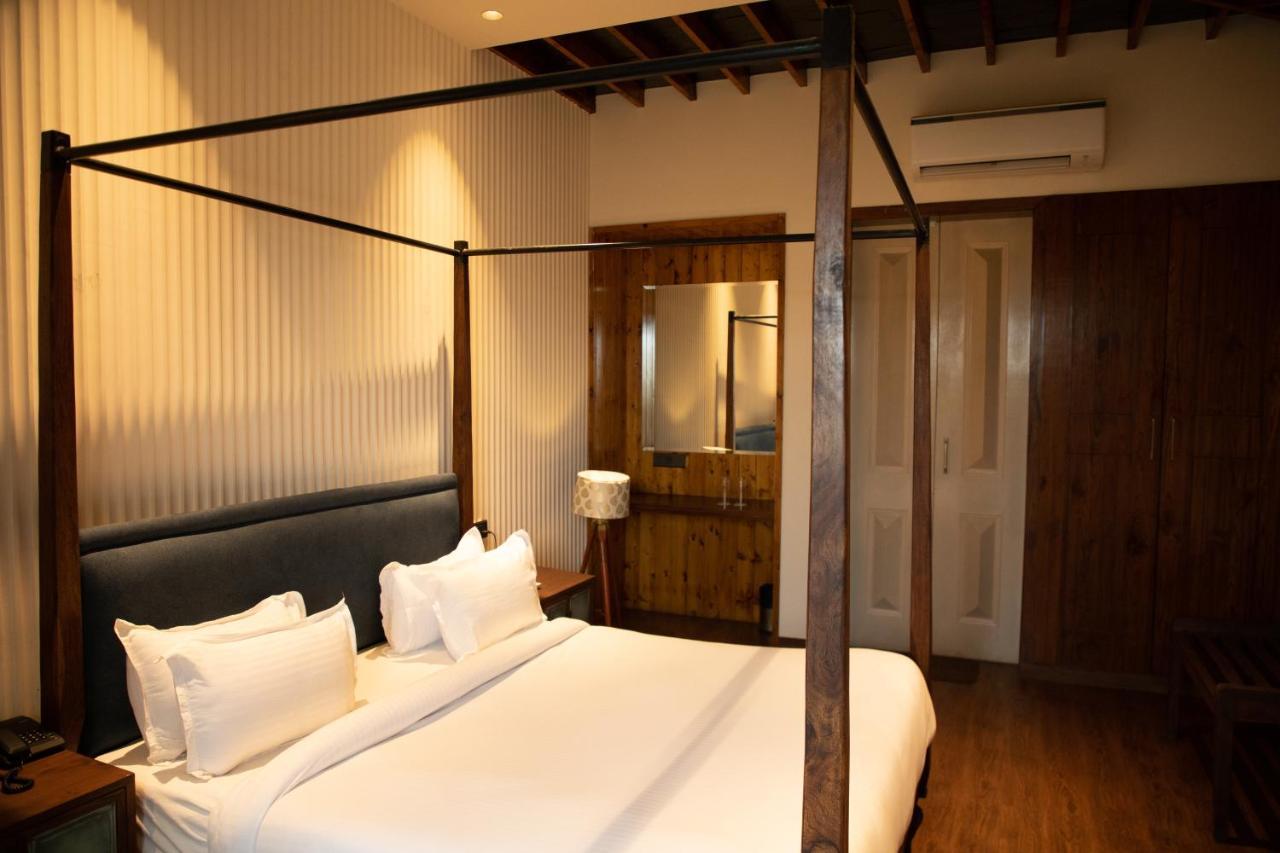 Palm Hotel