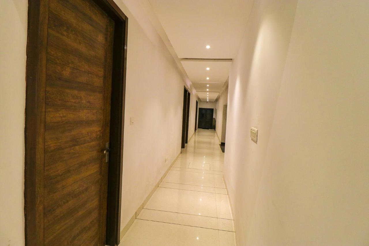 Fabhotel Prime Parisar Hotel