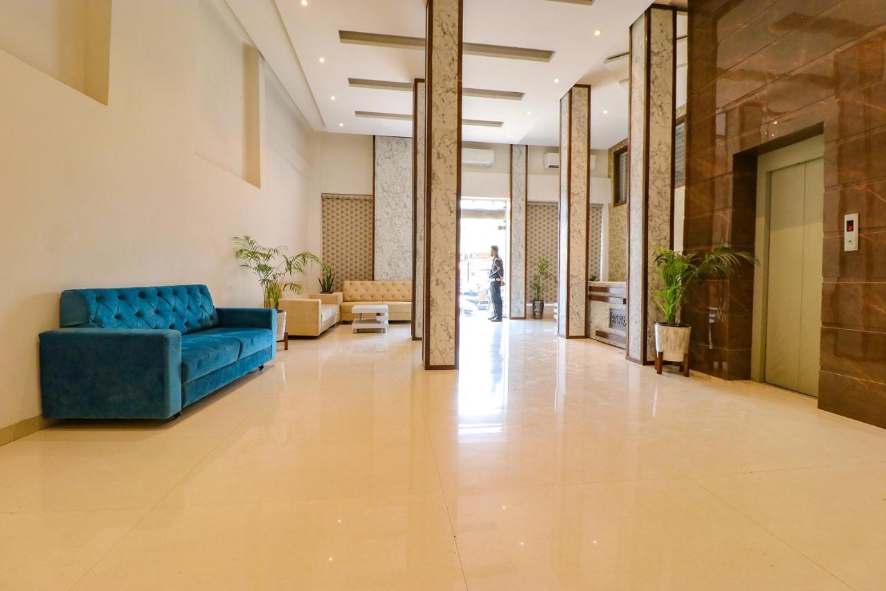 Fabhotel Prime Parisar