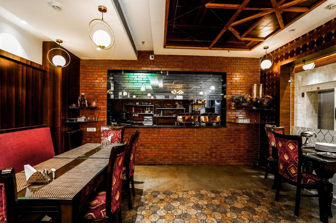 Grand By Levelup 100 Meters From Golden Temple Hotel 4*