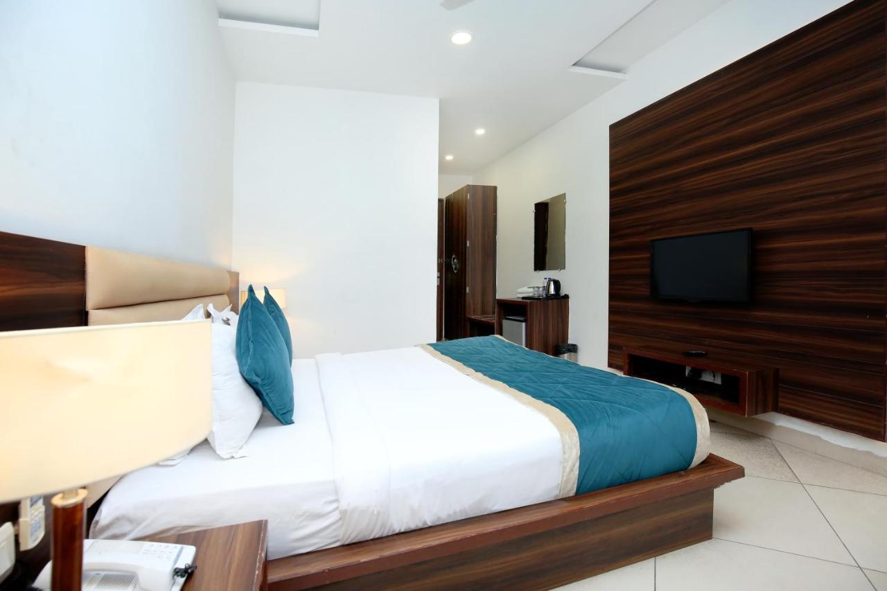 Hotel Kingsway By Levelup Hotels Amritsar