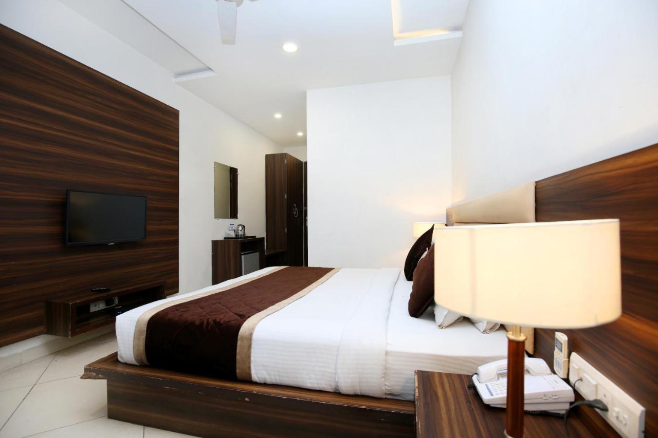 Hotel Hotel Kingsway By Levelup Hotels Amritsar