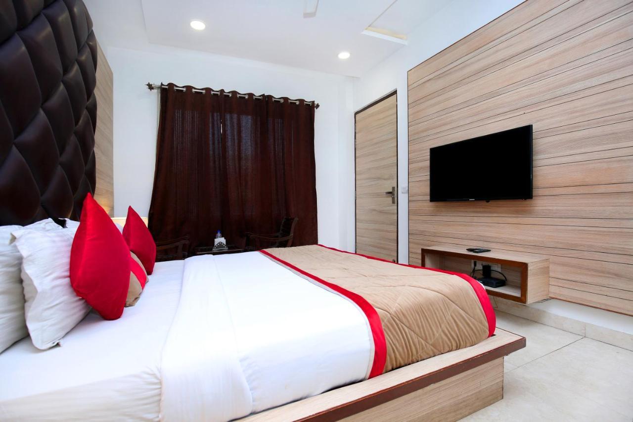 Hotel Kingsway By Levelup Hotels 3*