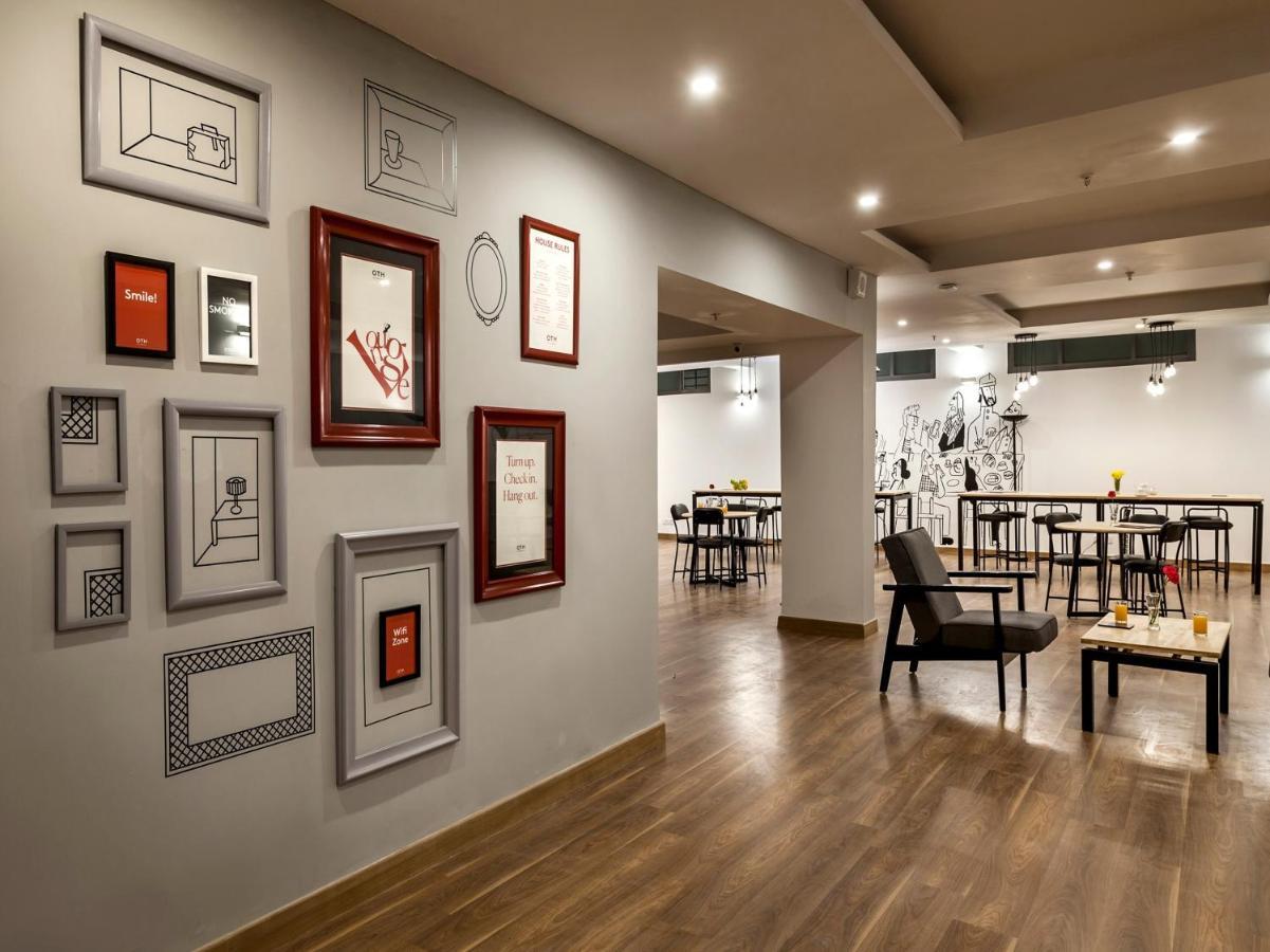 Oyo Townhouse 650 Aura Hotel 3*