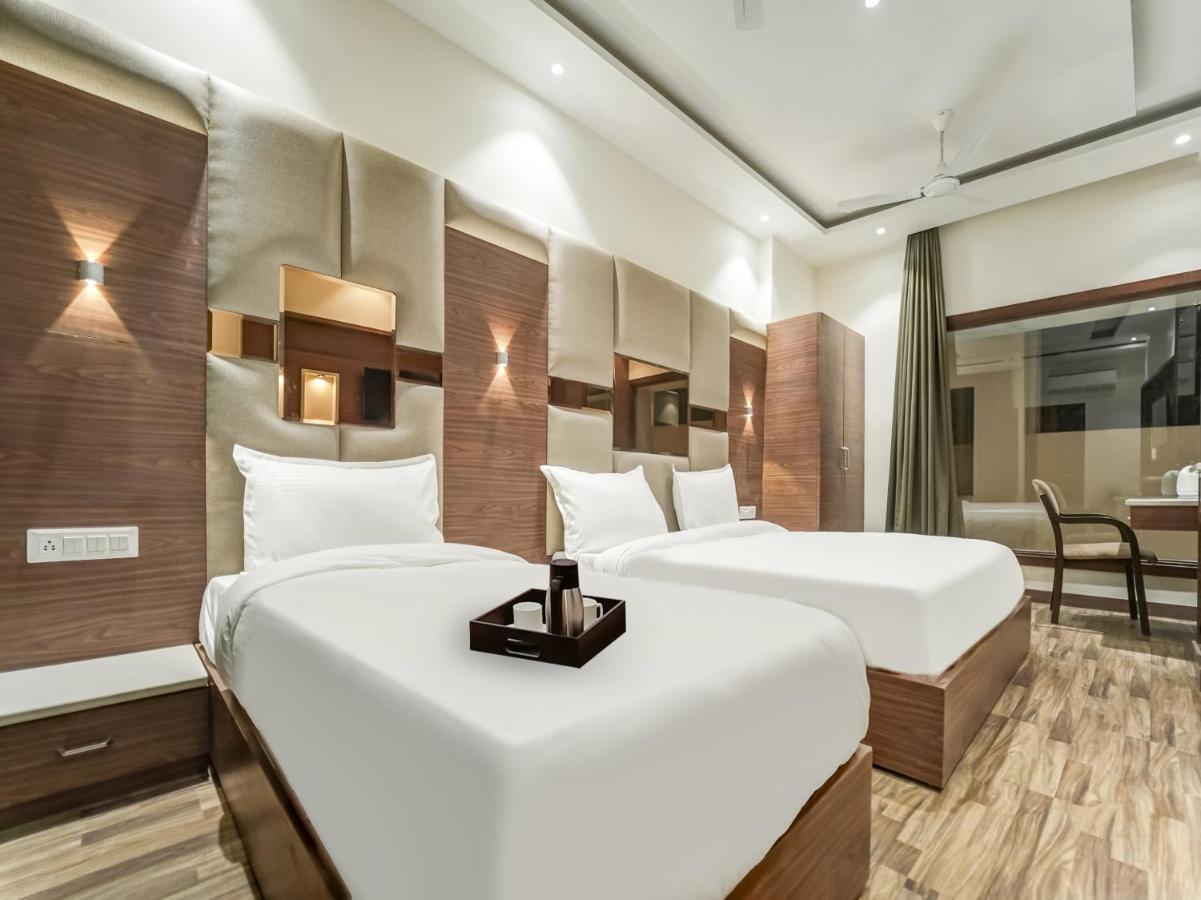 Hotel Oyo Townhouse 650 Aura Amritsar