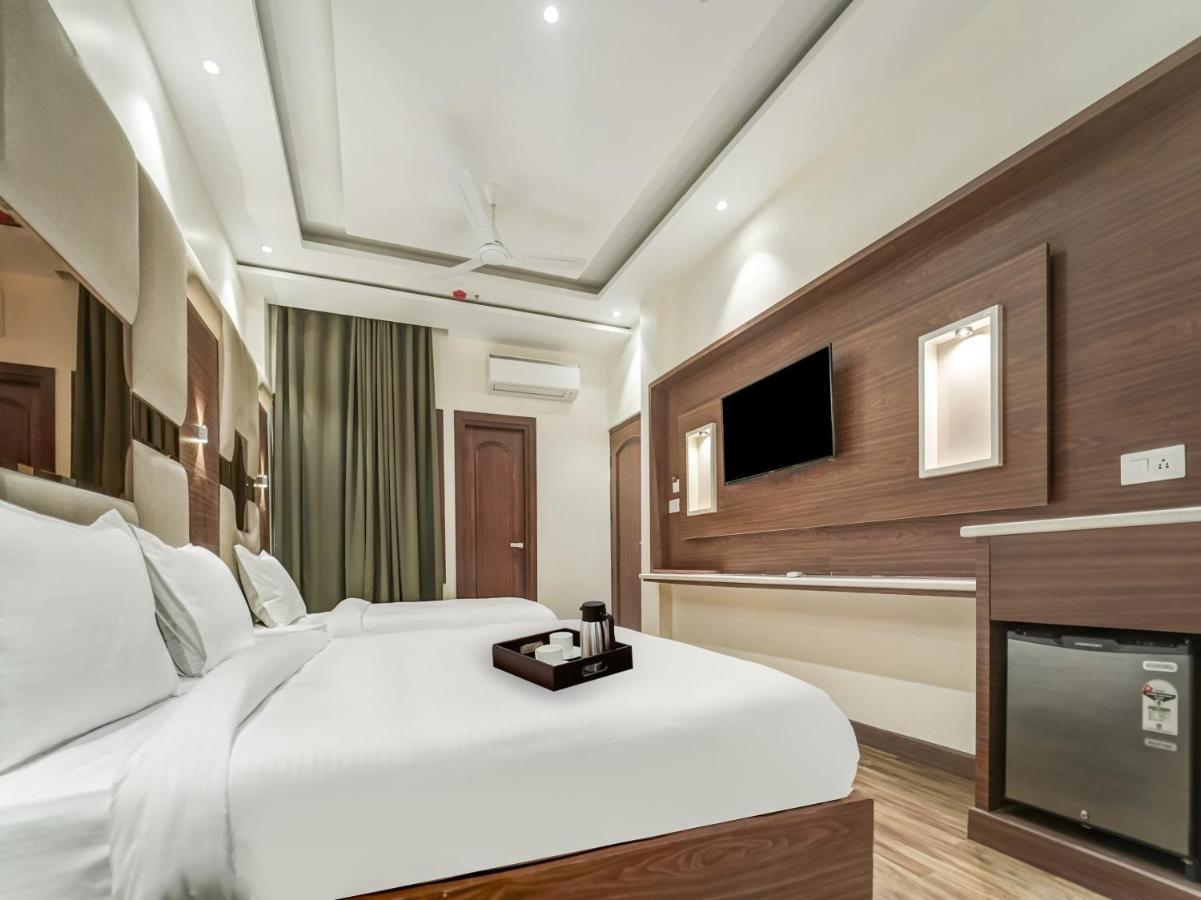 Hotel Oyo Townhouse 650 Aura Amritsar