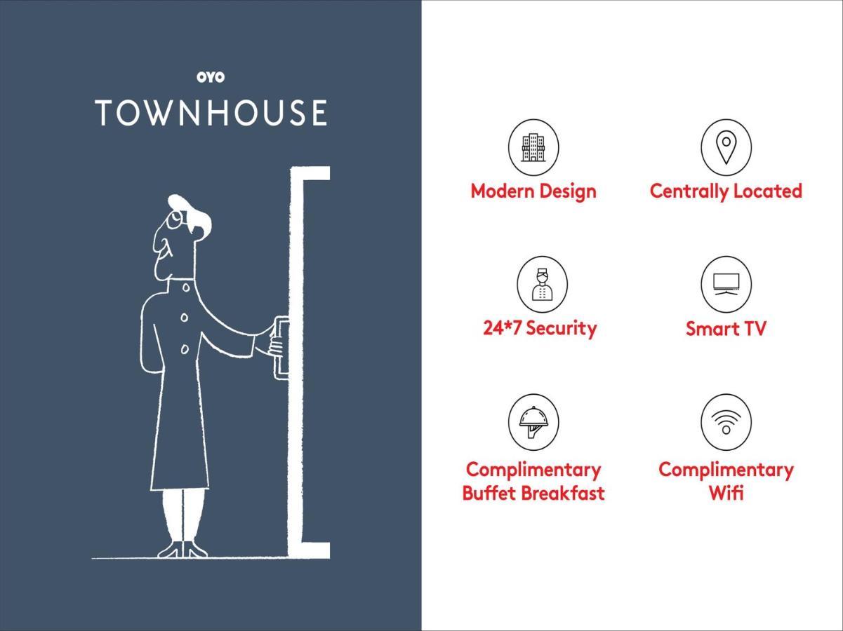 Oyo Townhouse 650 Aura