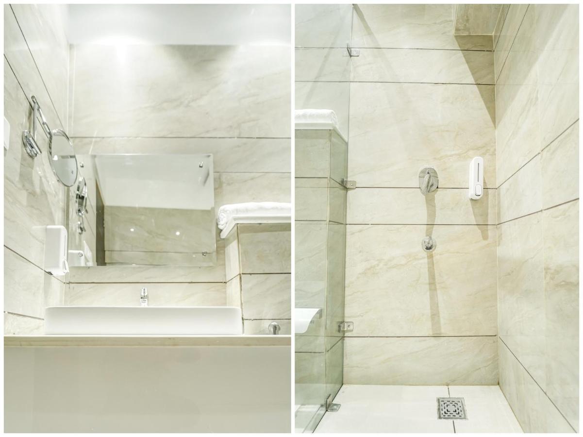 Oyo Townhouse 650 Aura Hotel