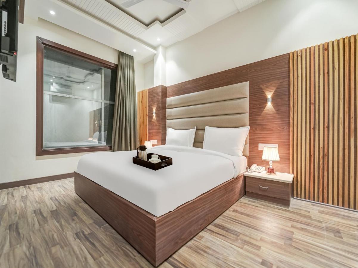 Oyo Townhouse 650 Aura Amritsar