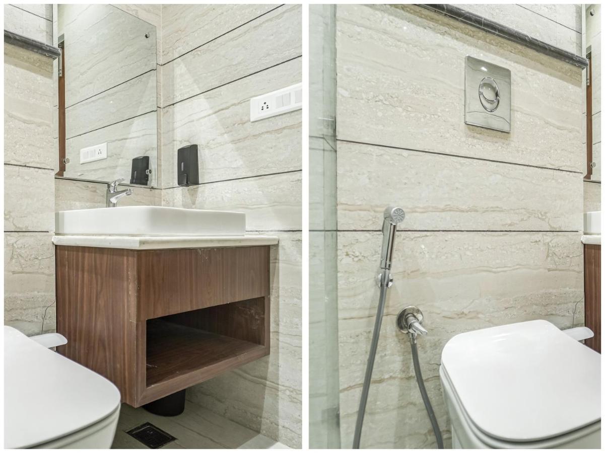 Oyo Townhouse 650 Aura Hotel 3*