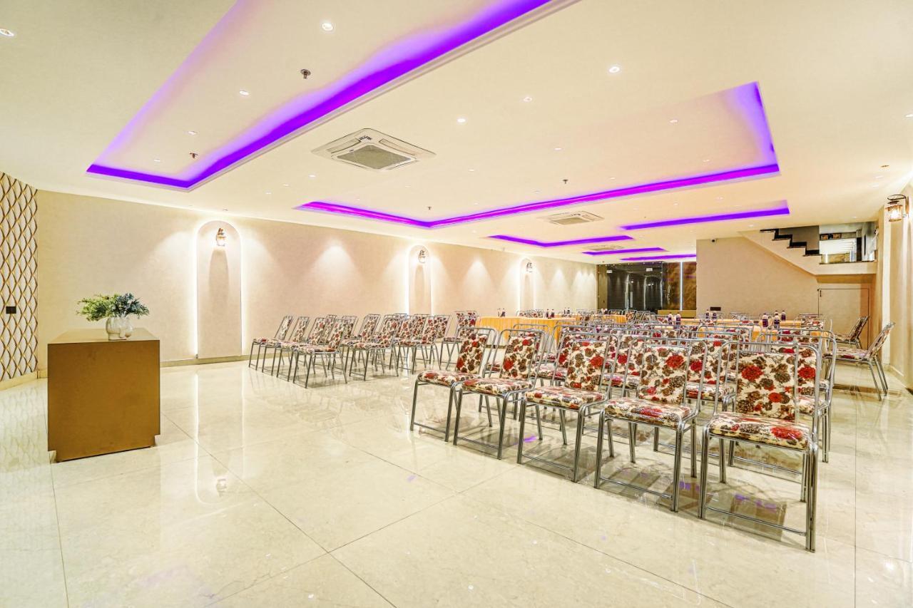 Grand Cabbana By Levelup Hotel 4*