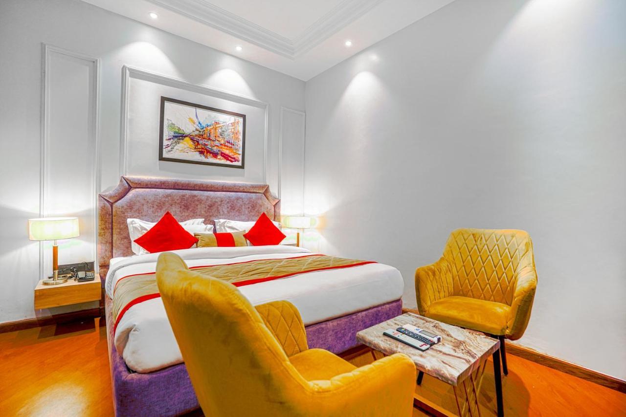 Grand Cabbana By Levelup Hotel
