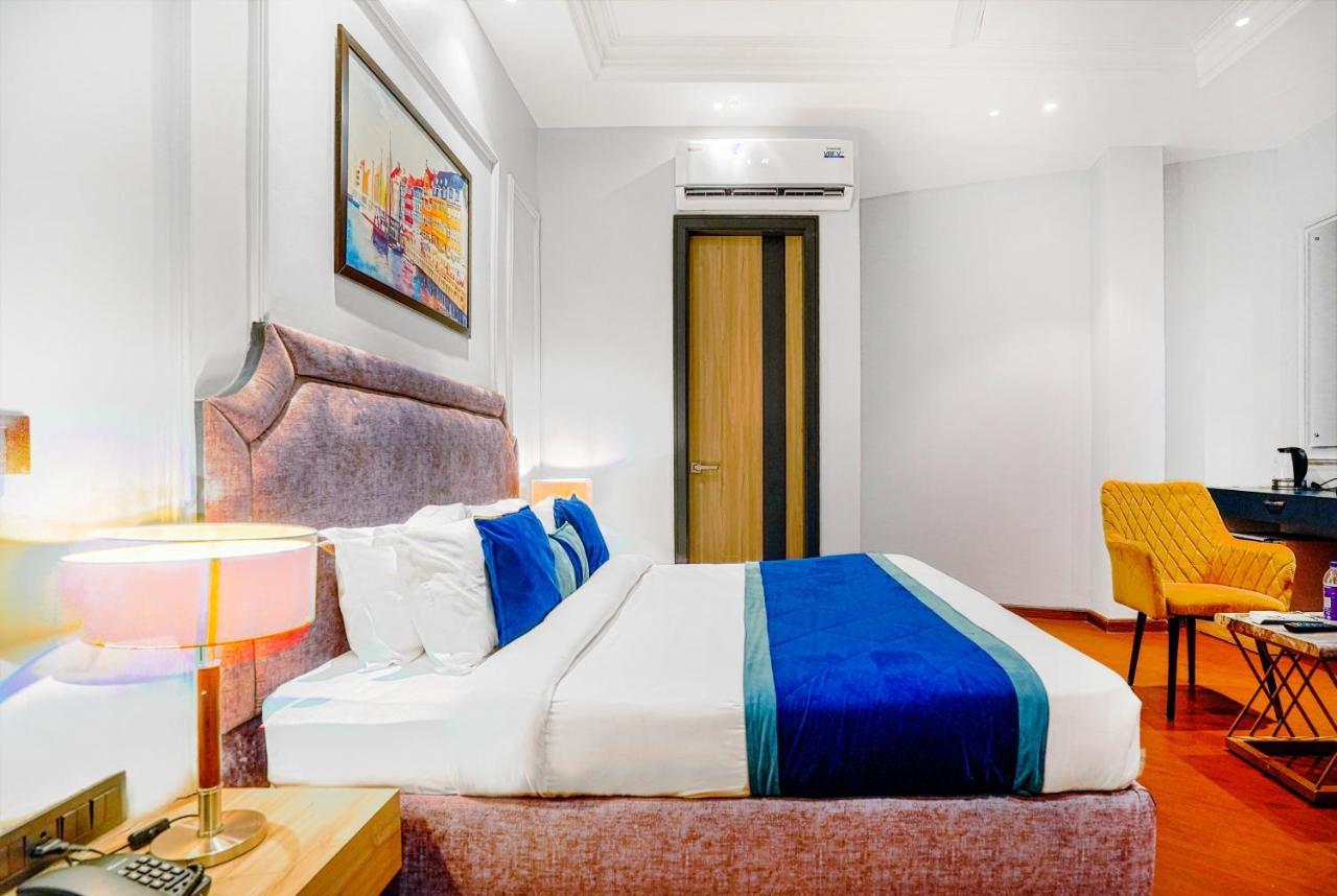 Grand Cabbana By Levelup Hotel