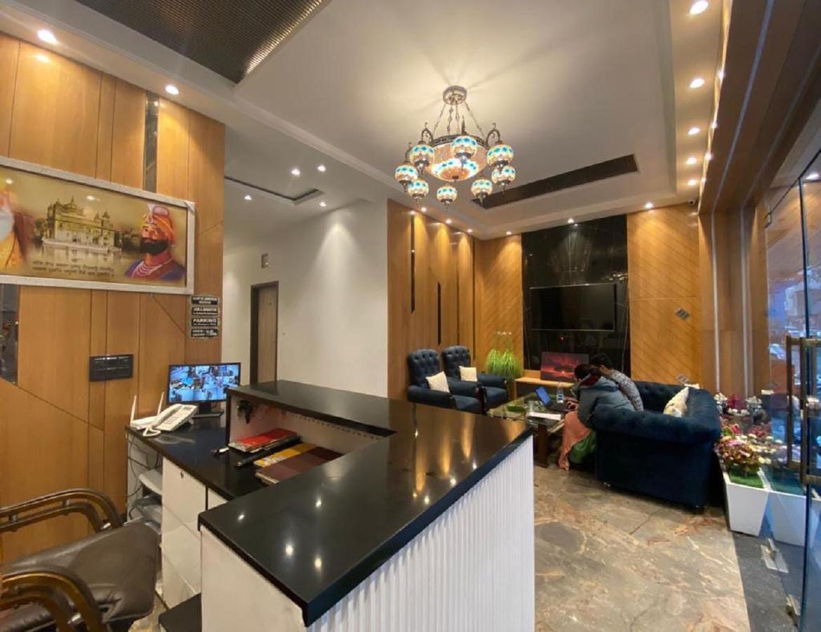 Gurmehar Residency, Hotel