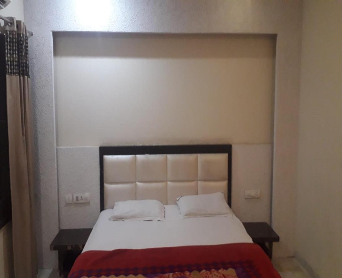 Raj Palace, 4*