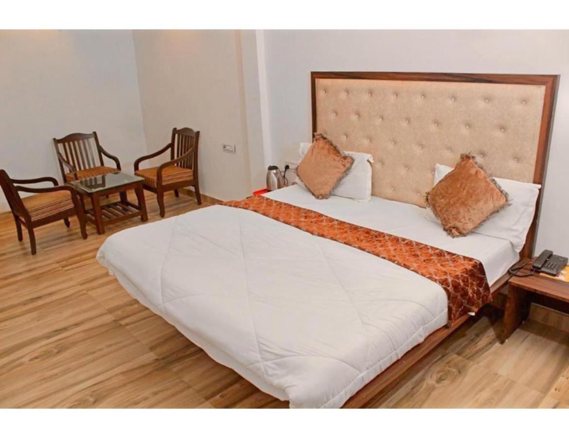 M.a International, 4*