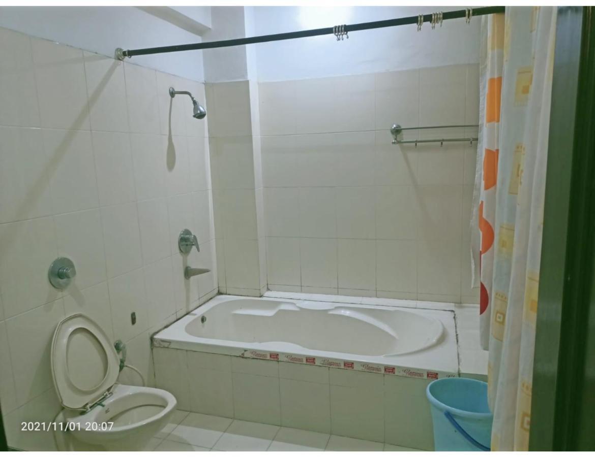 Kishore International, Hotel