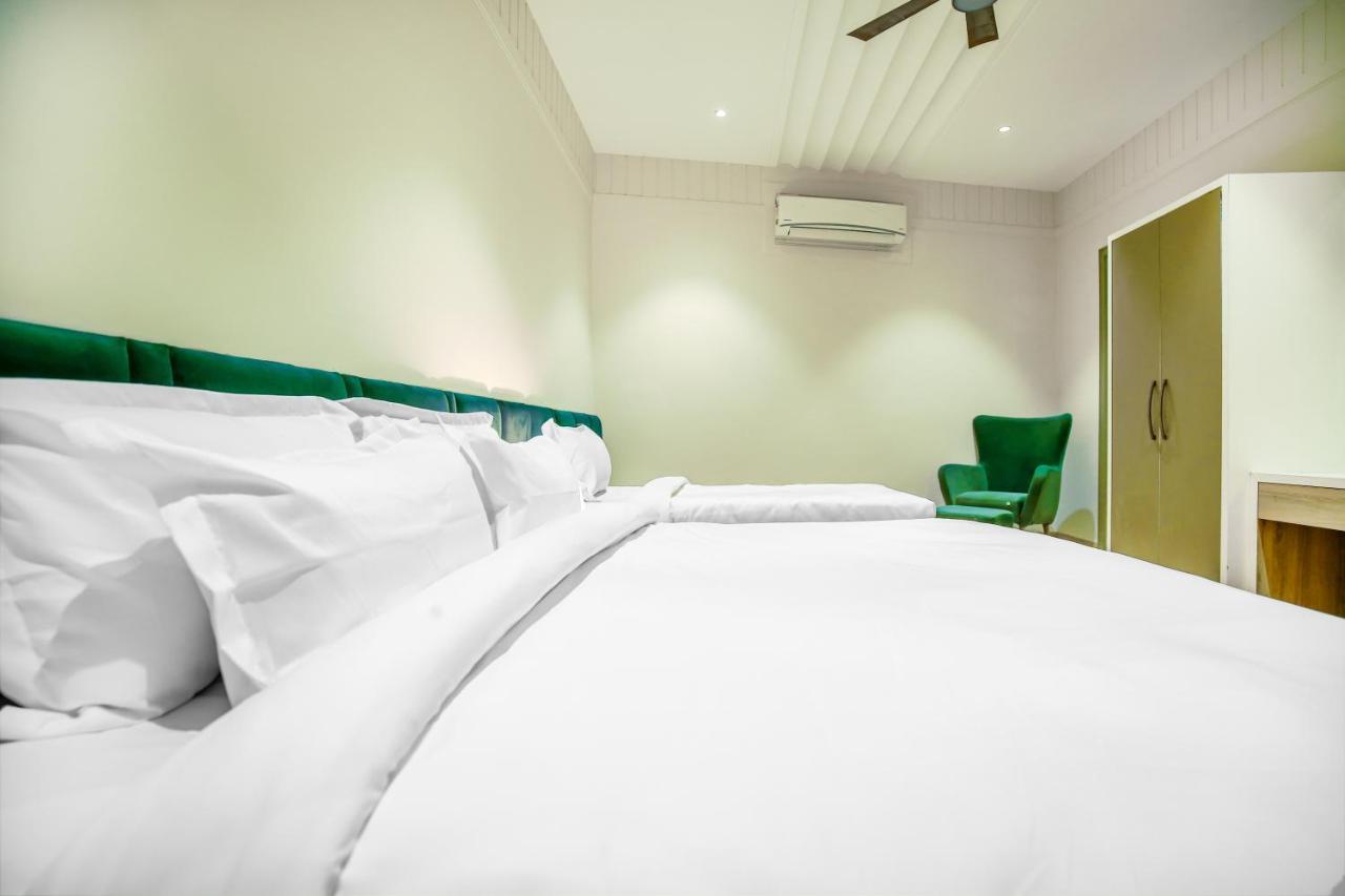 Greenwood By Levelup Hotel Amritsar