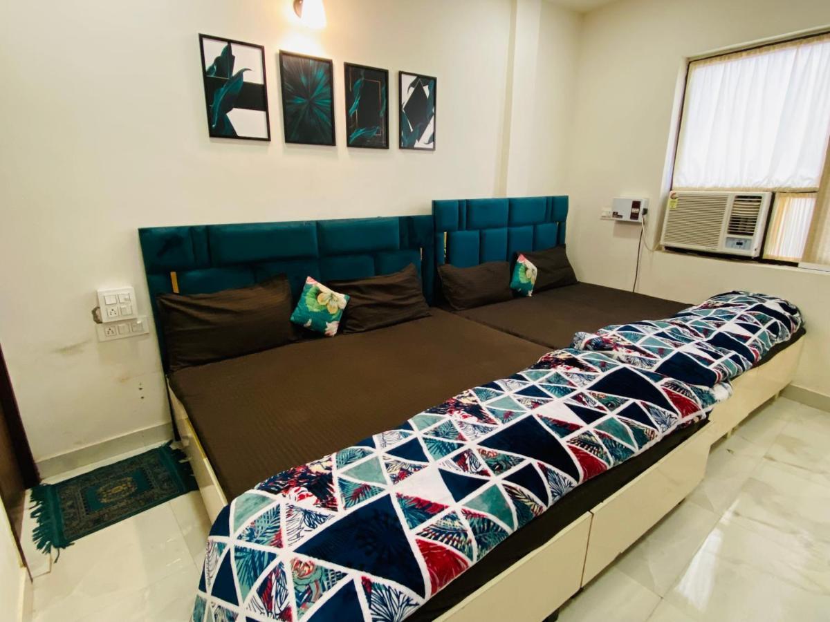 Hotel Paradise Stays 3*