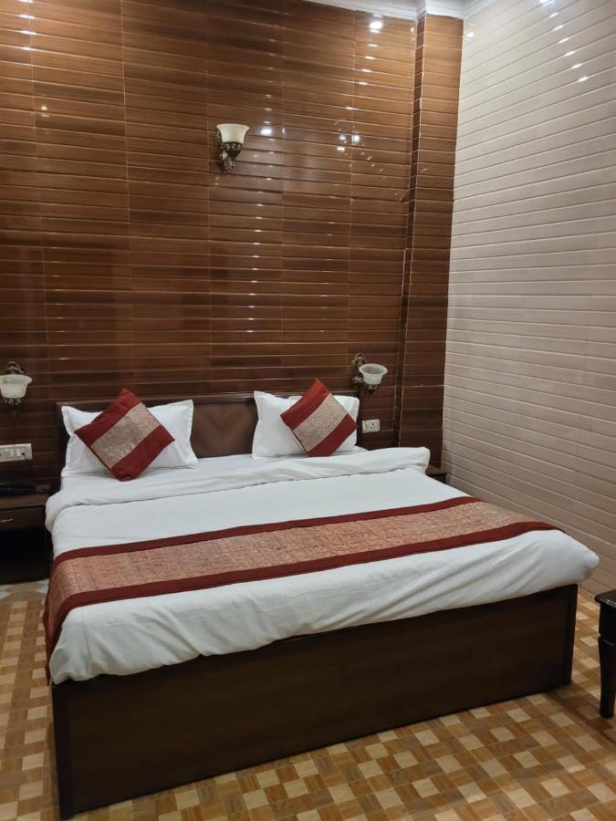 Hotel Holy - 10 Meter From Golden Temple