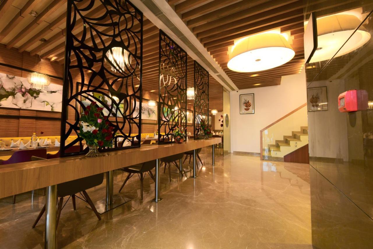 Surestay By Western Model Town 3*