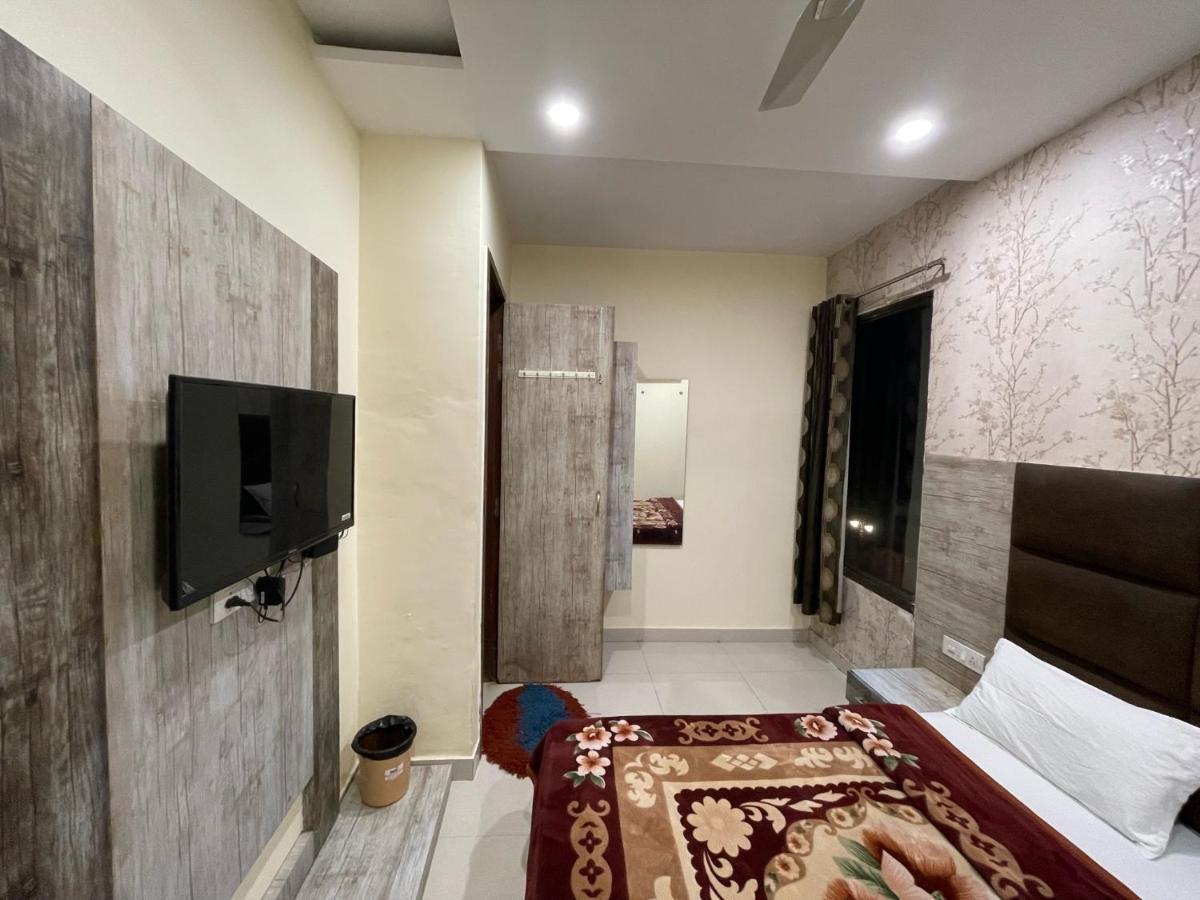 Shree Krishna Hotel