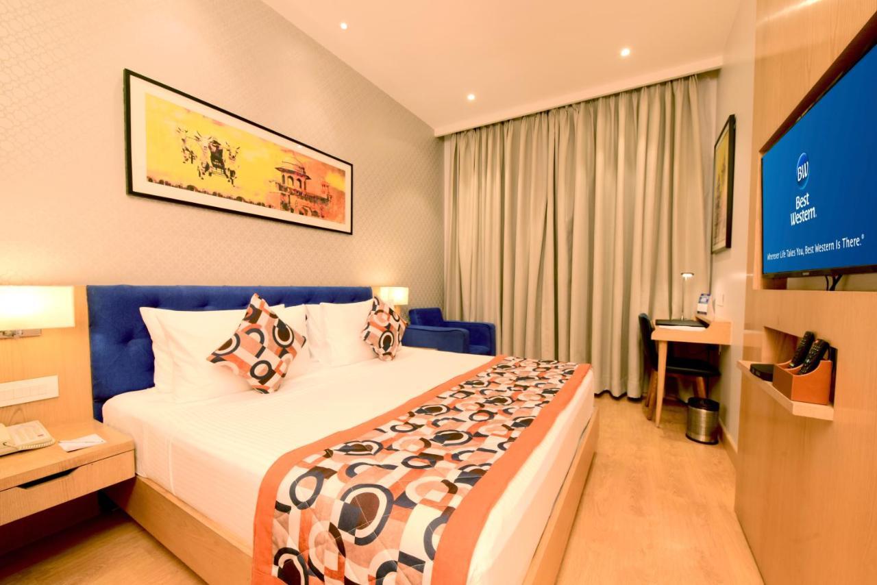 Hotel Surestay By Western Model Town 3*