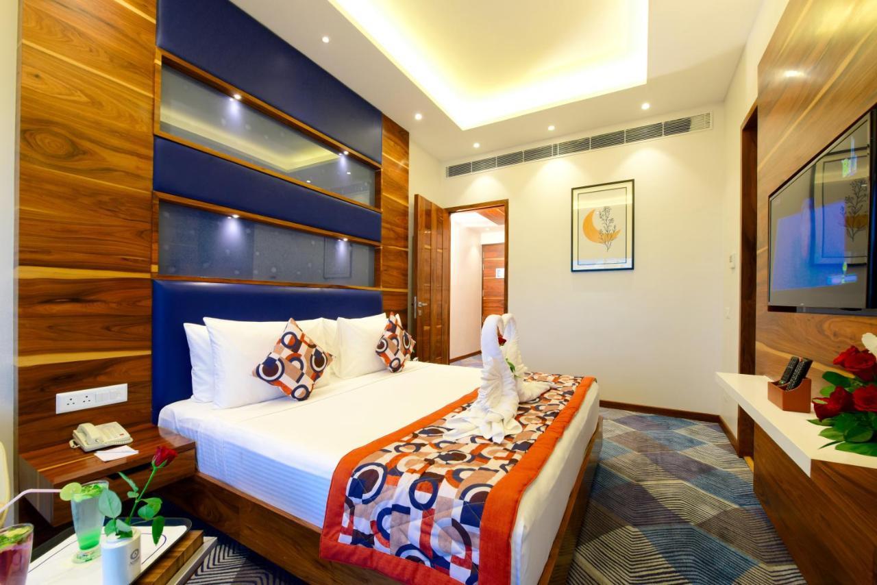 Hotel Surestay By Western Model Town