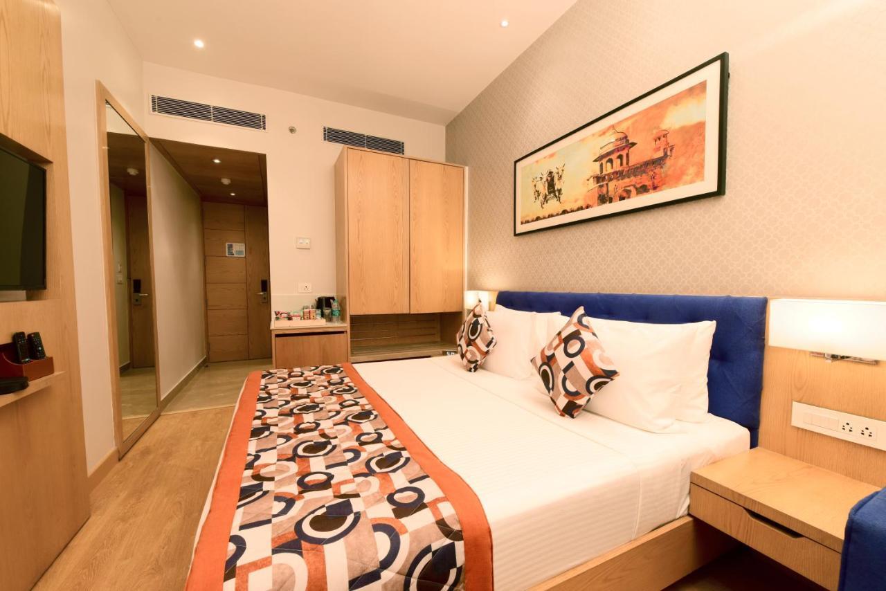 Surestay By Western Model Town 3*