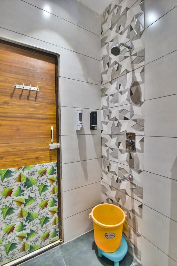 Singh International, Hotel 3*