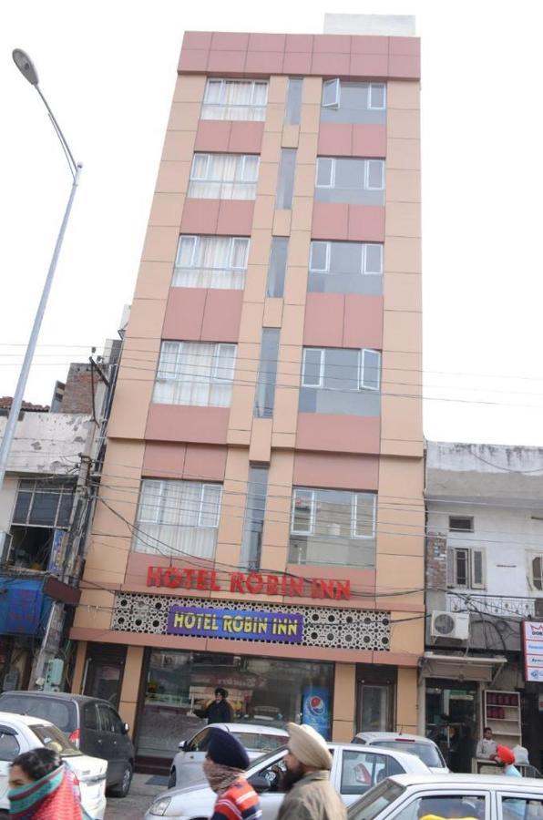 Robin 2* Amritsar