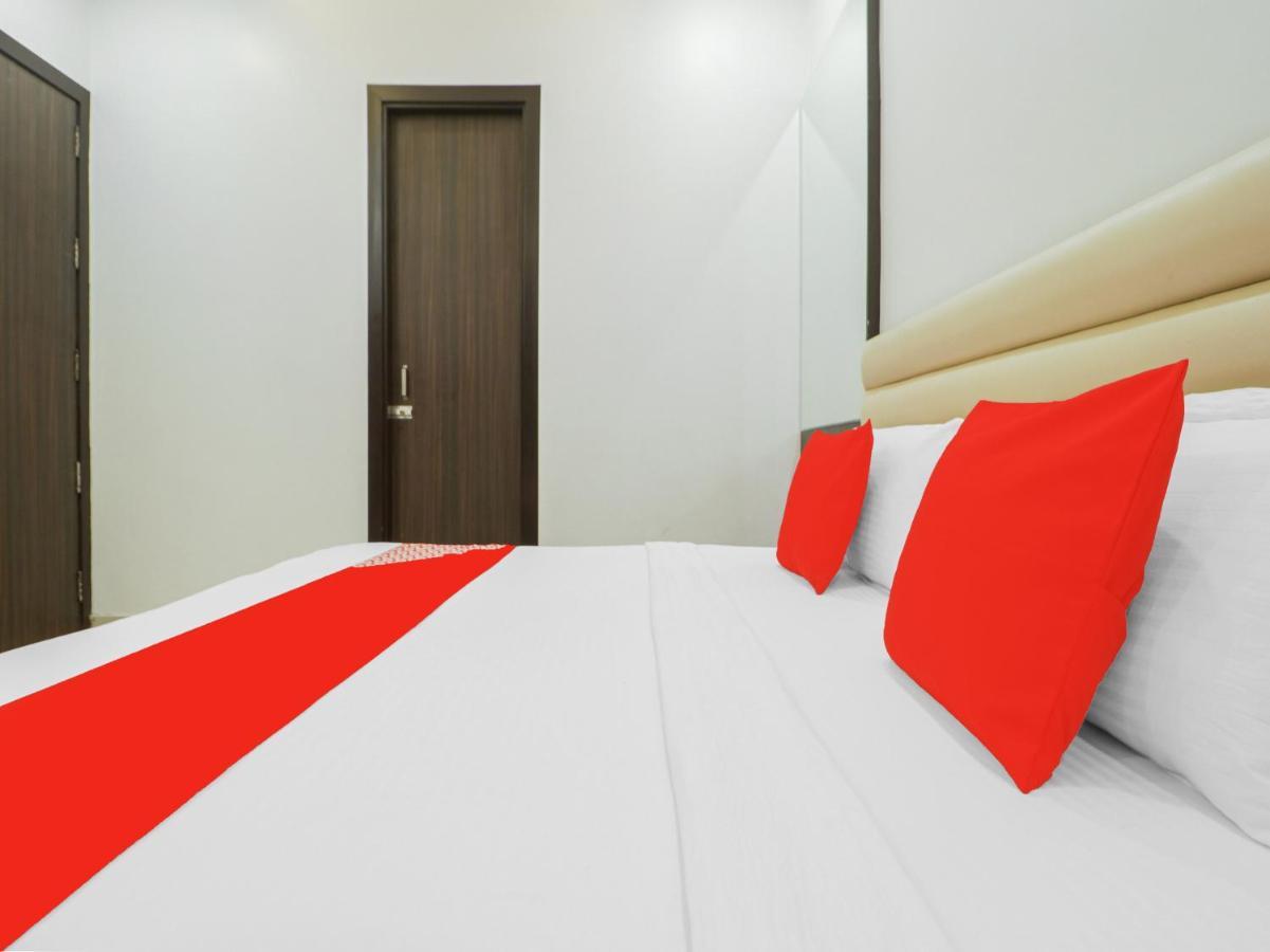 Hotel Oyo 85906 Noor Residency 3*
