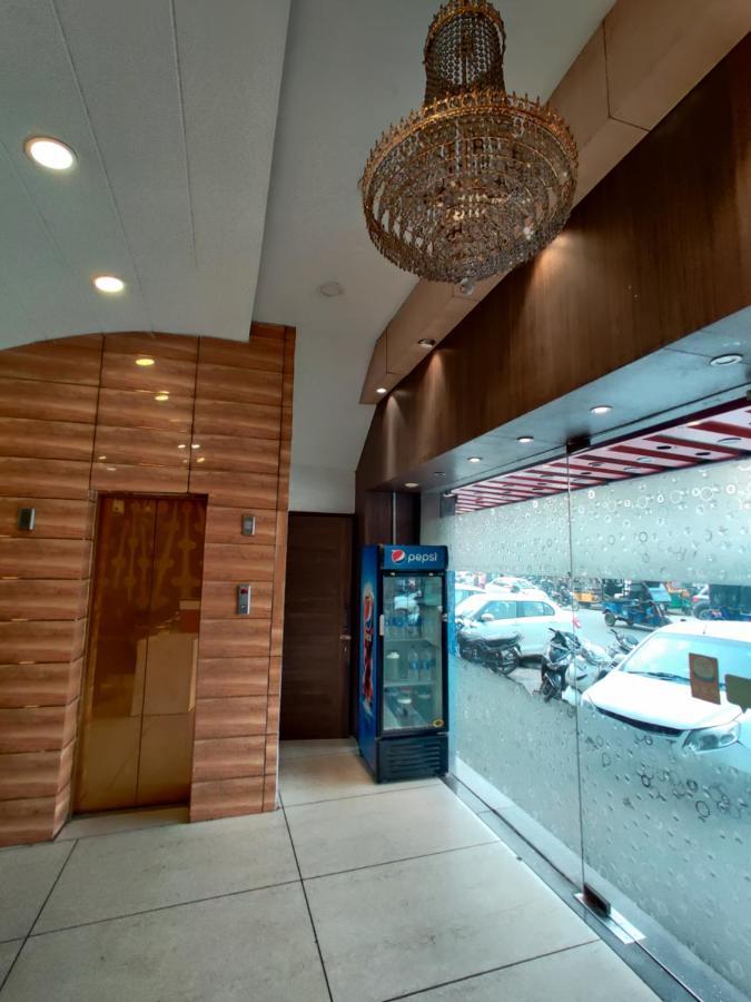 Robin Hotel