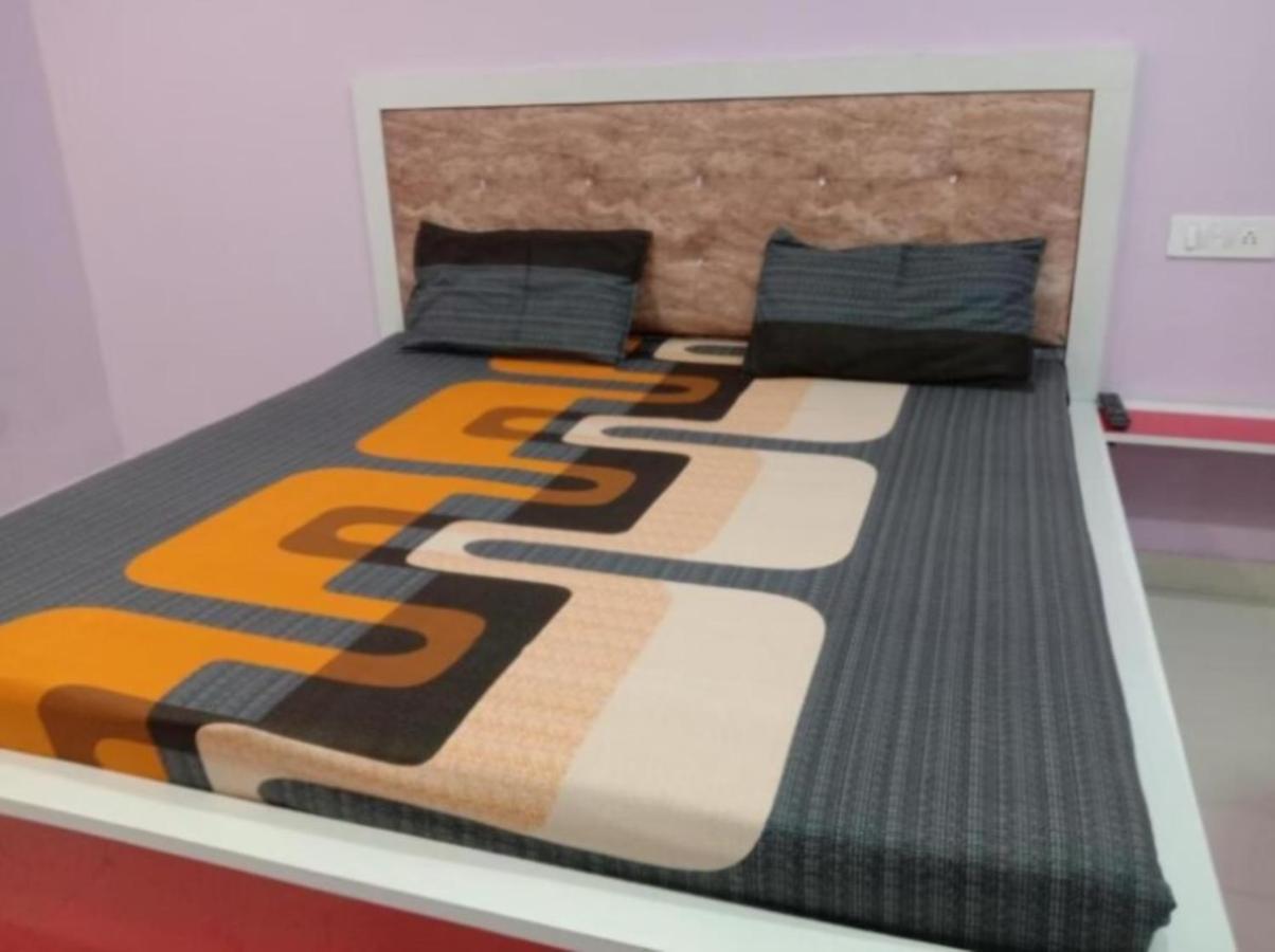 Guru Kirpa Guest House, *