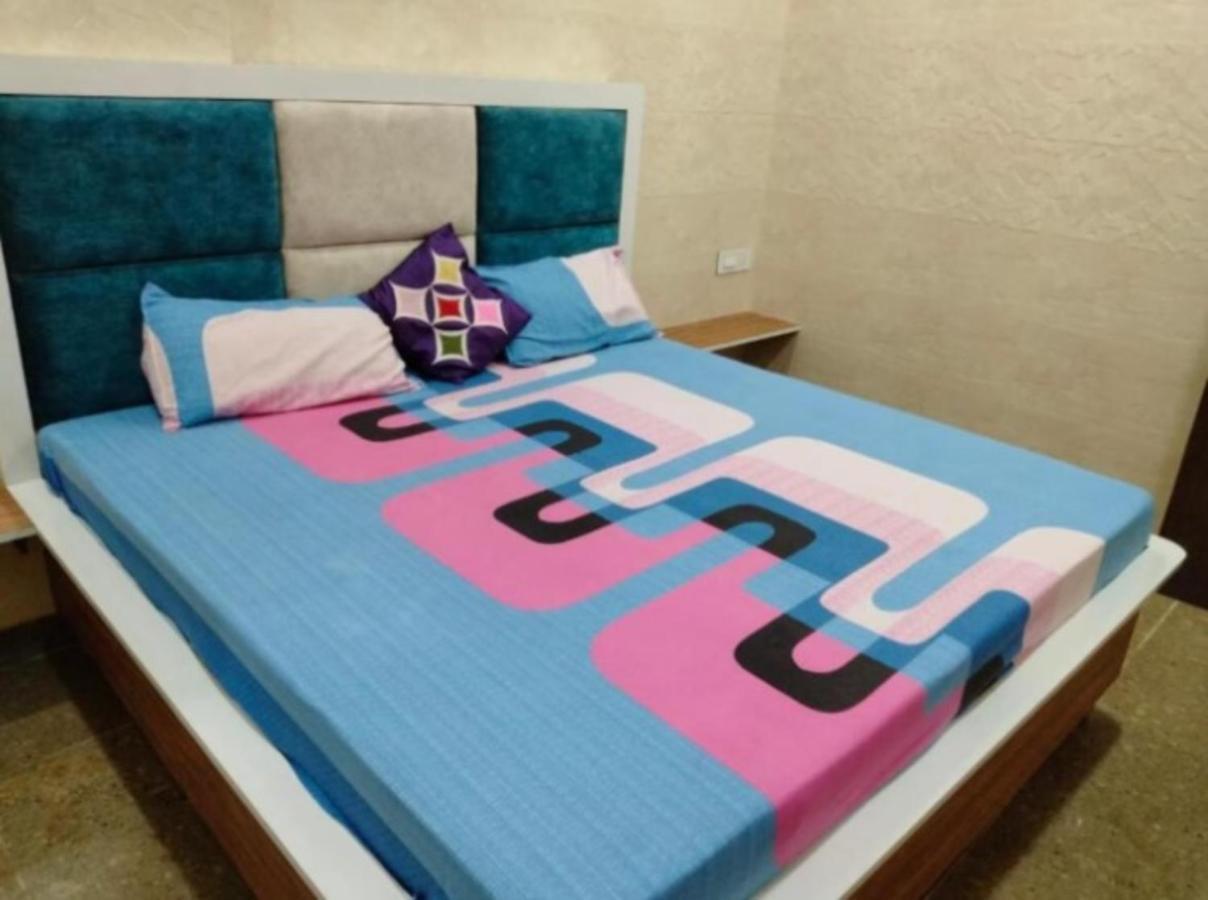 Guru Kirpa Guest House, *