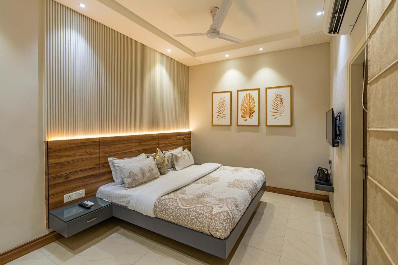 Villa Stayvista At D With Breakfast, Lawn, Bbq