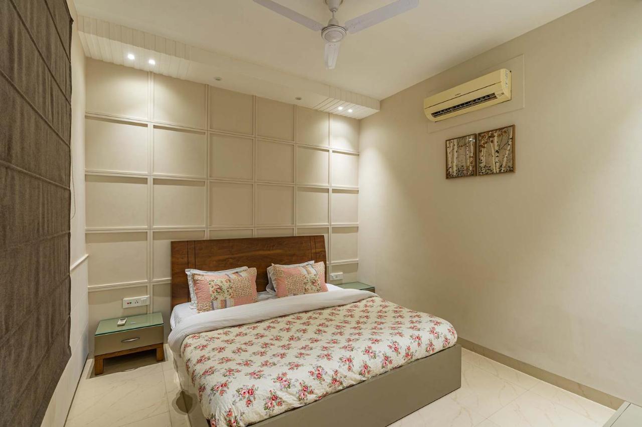 Villa Stayvista At D With Breakfast, Lawn, Bbq