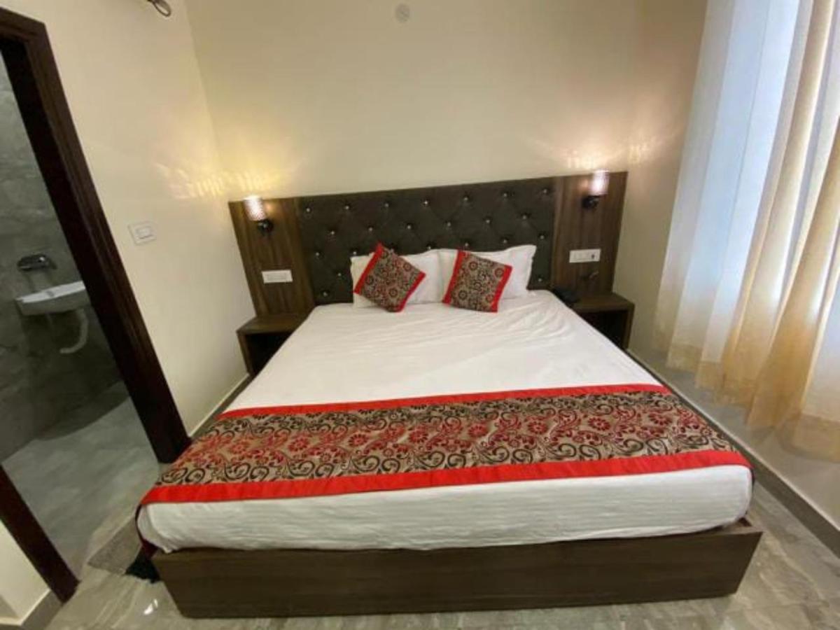 Hotel Gurmehar Residency, 4*