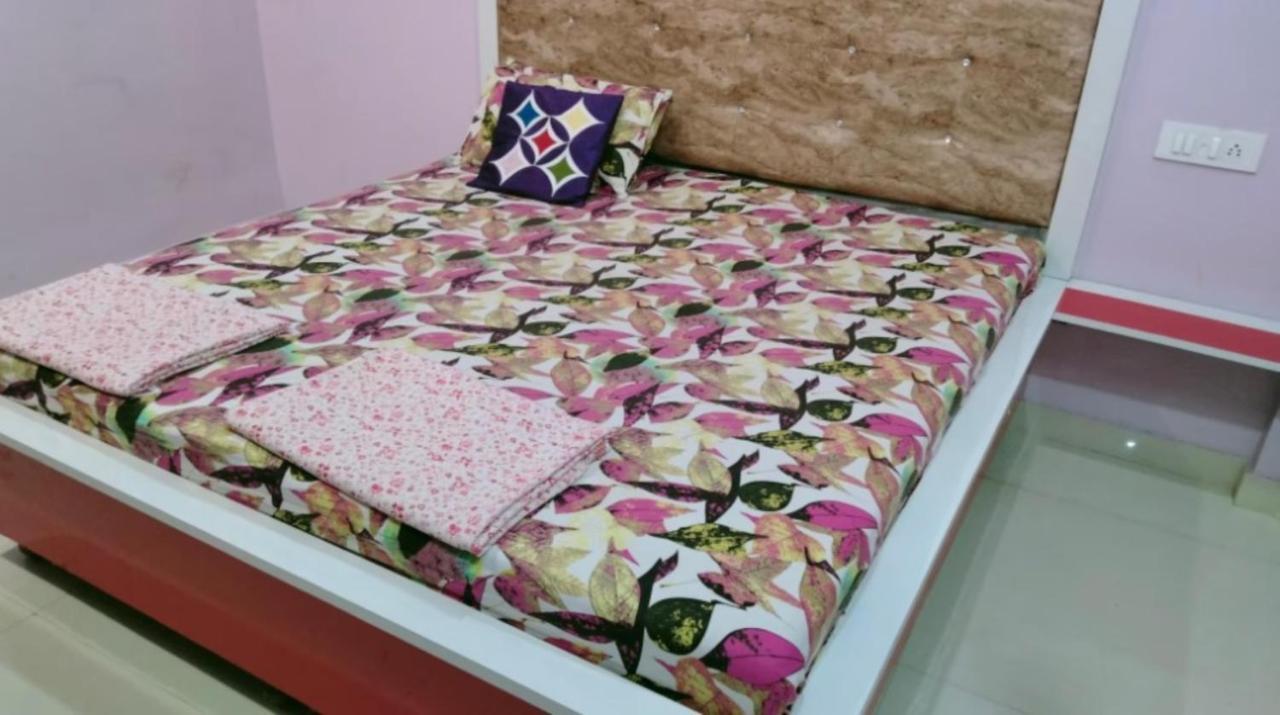 Guru Kirpa Guest House, Homestay
