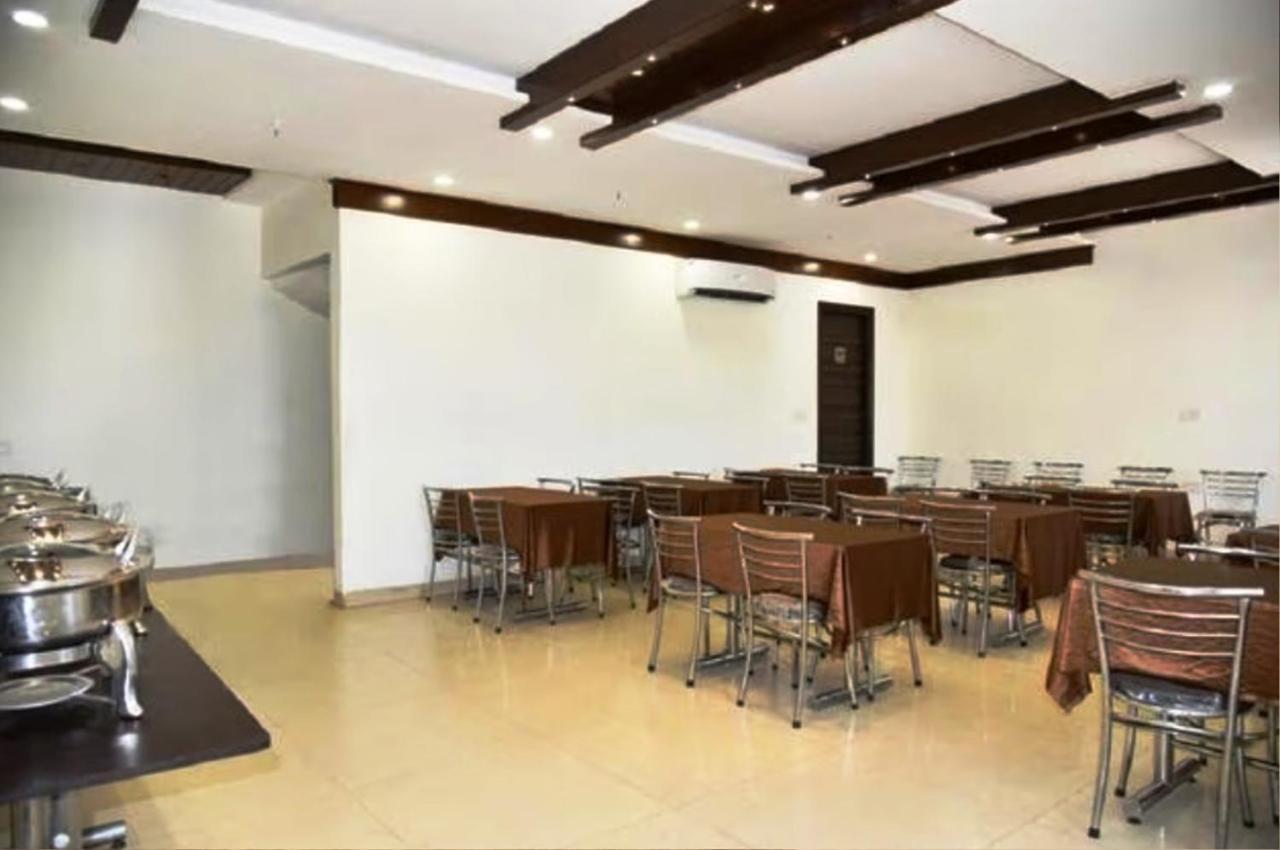 Hotel Royals Grand Galaxy 3*