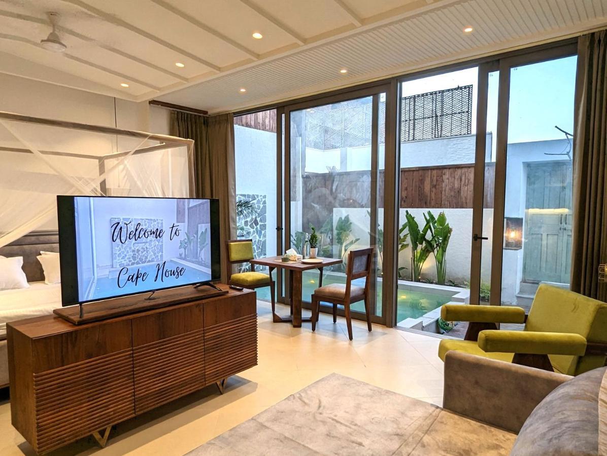 Cape House 4*