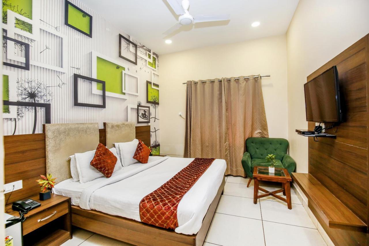 Karan Residency - 5 Min Walk From Golden Temple 3* Amritsar