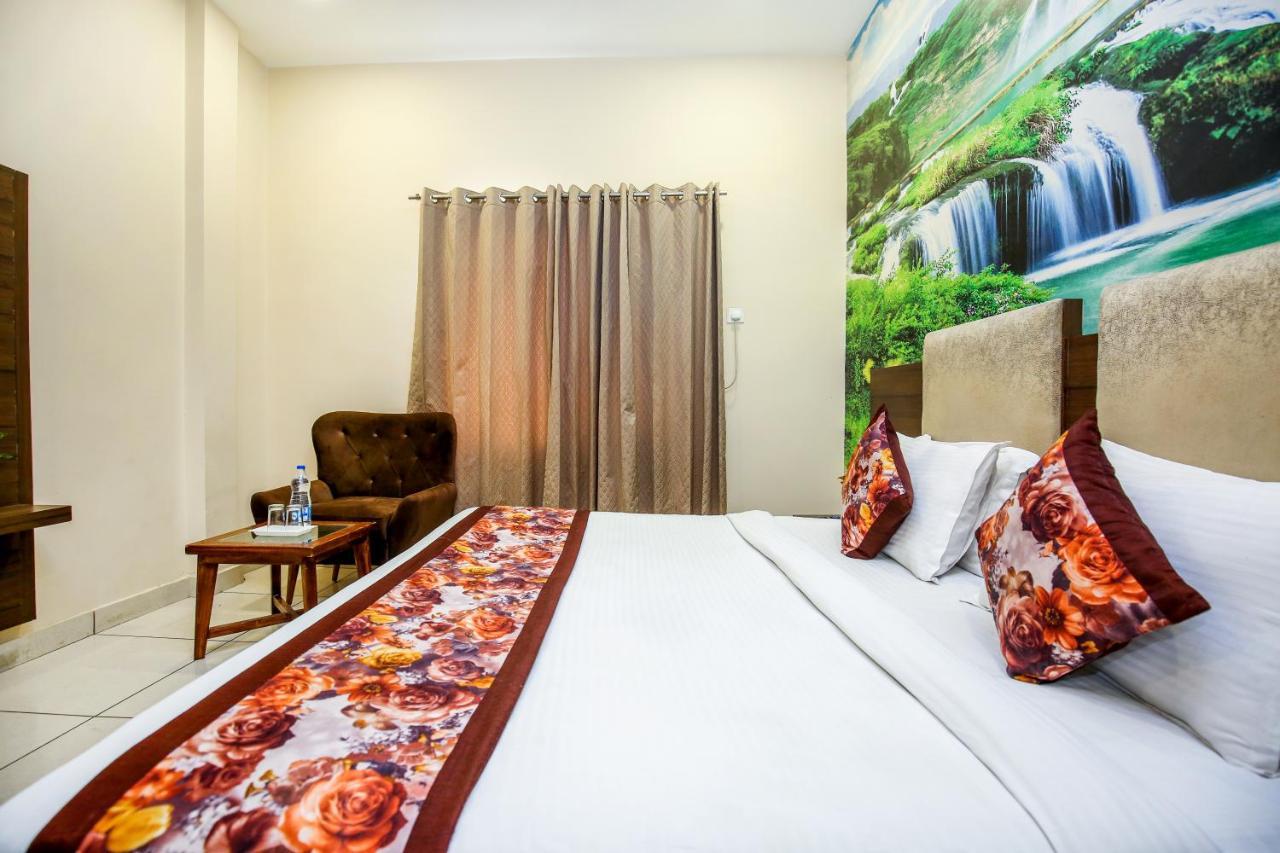 Karan Residency - 5 Min Walk From Golden Temple Hotel