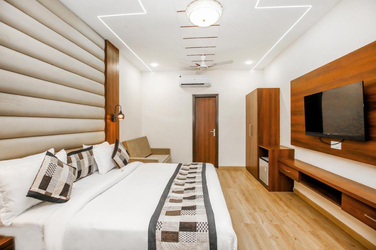 Karan Residency - 5 Min Walk From Golden Temple 3*