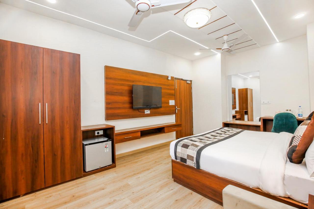 Hotel Karan Residency - 5 Min Walk From Golden Temple 3*