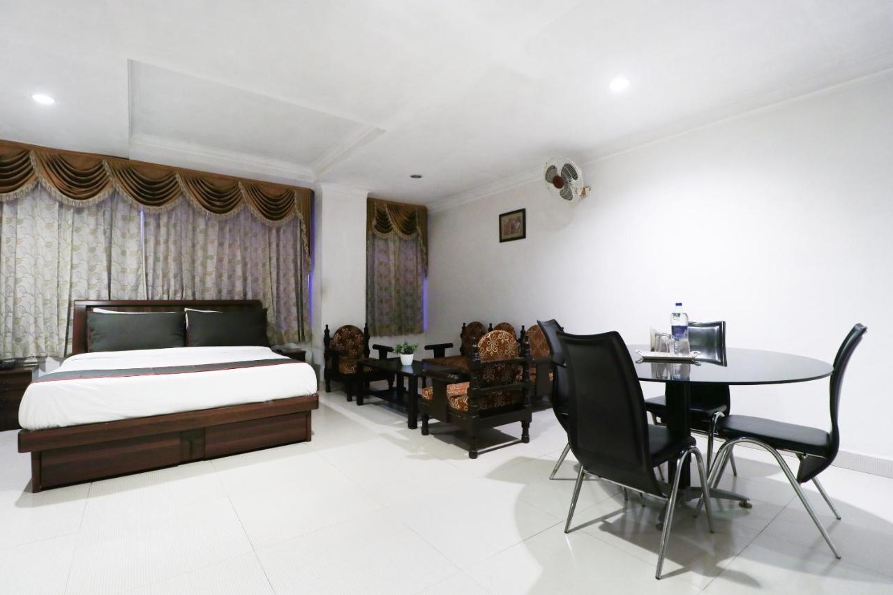 Oyo 13365 Teg Royal 3* Amritsar