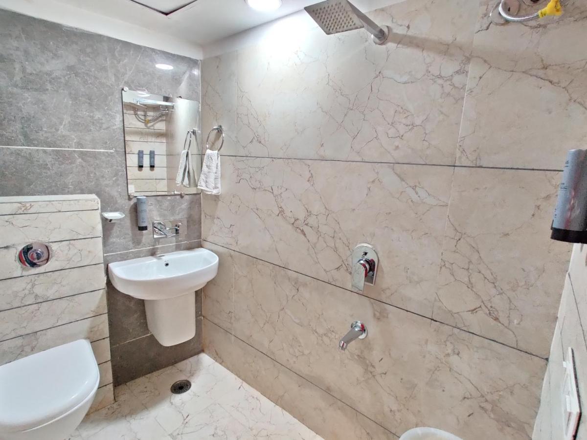 Hotel Tamanna - 50 Meter From Golden Temple 3*