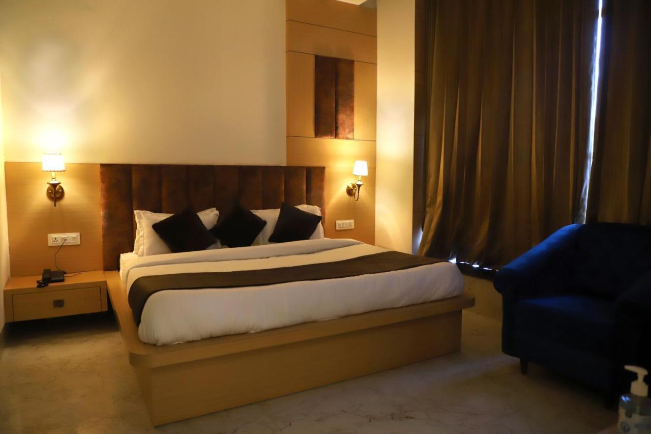 Guest house Sehdev 850 Meter From Golden Temple Amritsar