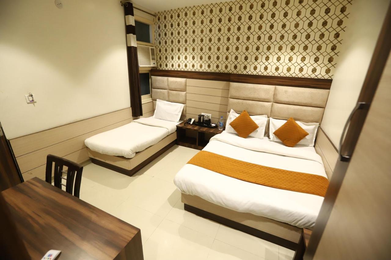 Hotel Malhotra 50 Meter From Golden Temple 3*